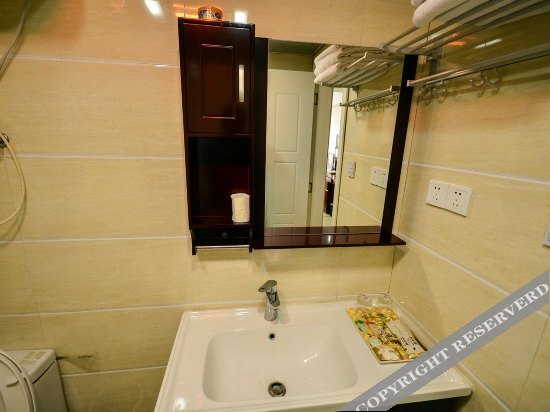 Синин: Xinya Family Hotel