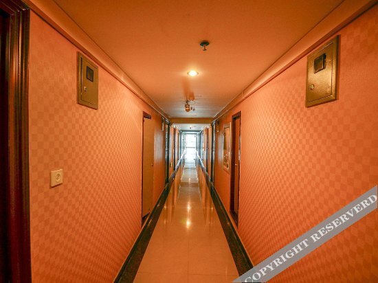 Синин: Xinya Family Hotel