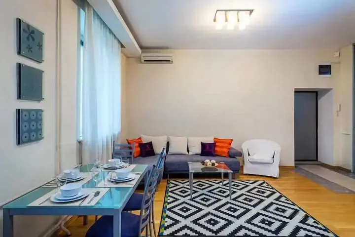 Москва: Апартаменты Lux, Смоленский бул., 7