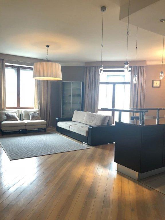 Москва: LUXKV Apartment on Koshtoyantsa 12