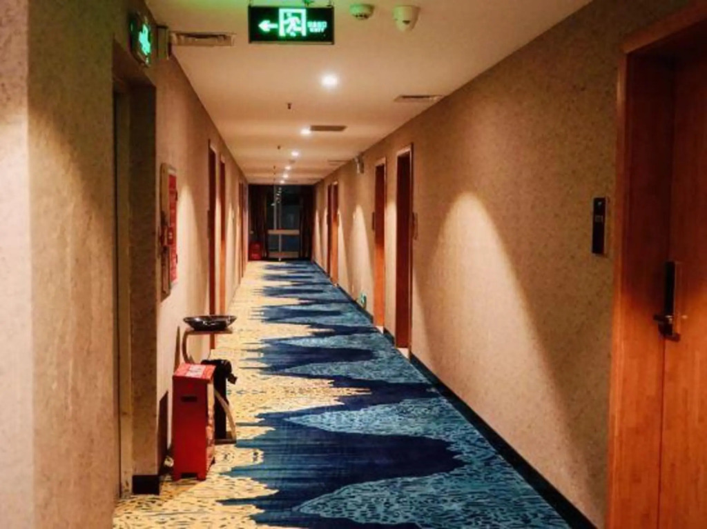 Шаогуань: Hakoala Hotel