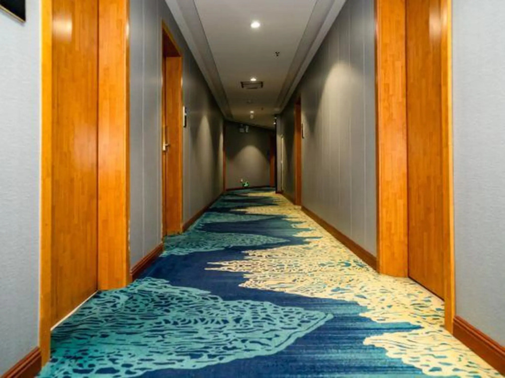 Шаогуань: Hakoala Hotel
