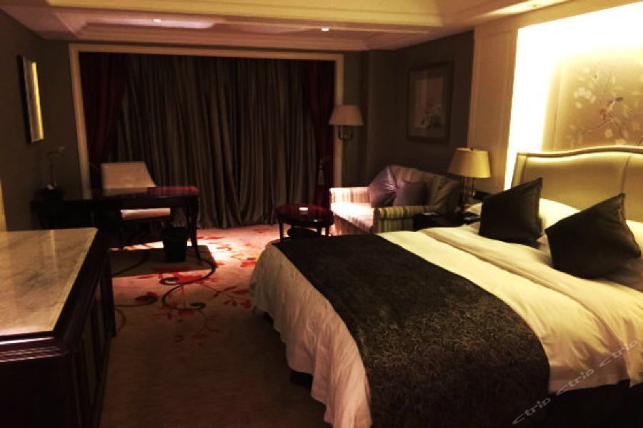 Цзясинь: Dragon Dream Hiotel