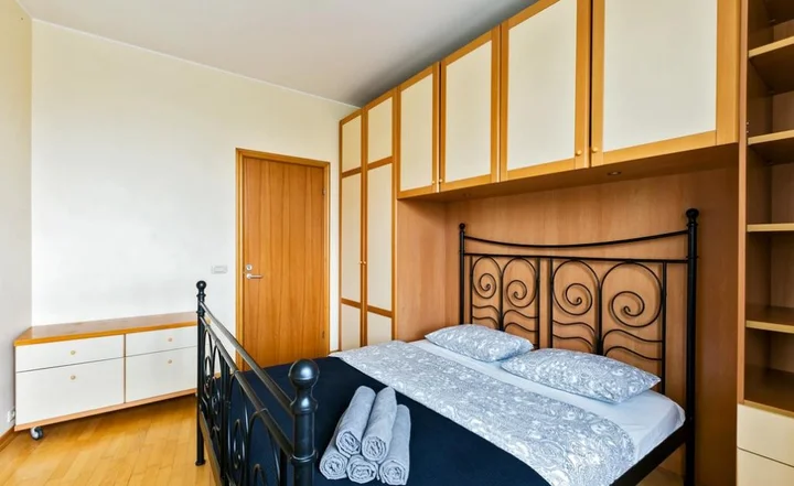 Москва: MaxRealty24 (МаксРеалти24) на Ломоносовском 19