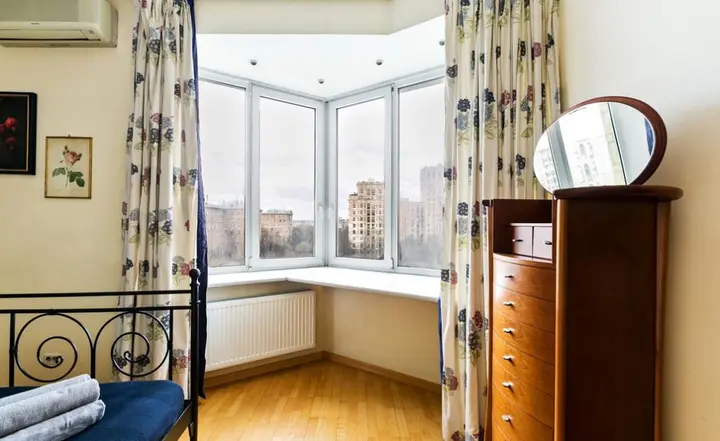 Москва: MaxRealty24 (МаксРеалти24) на Ломоносовском 19