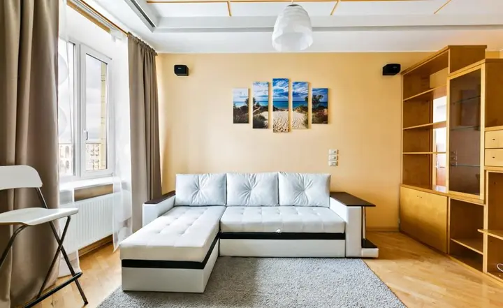 Москва: MaxRealty24 (МаксРеалти24) на Ломоносовском 19