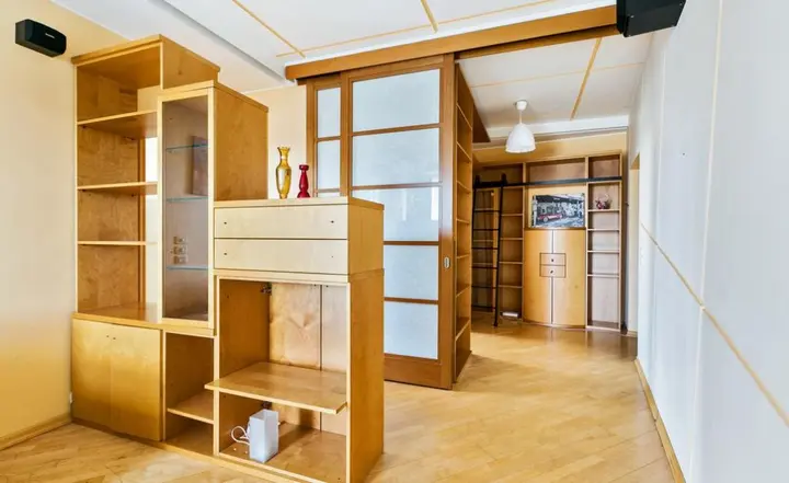 Москва: MaxRealty24 (МаксРеалти24) на Ломоносовском 19