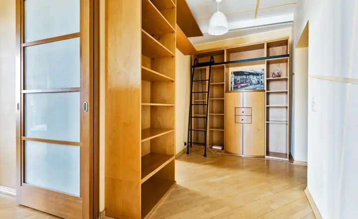 Москва: MaxRealty24 (МаксРеалти24) на Ломоносовском 19