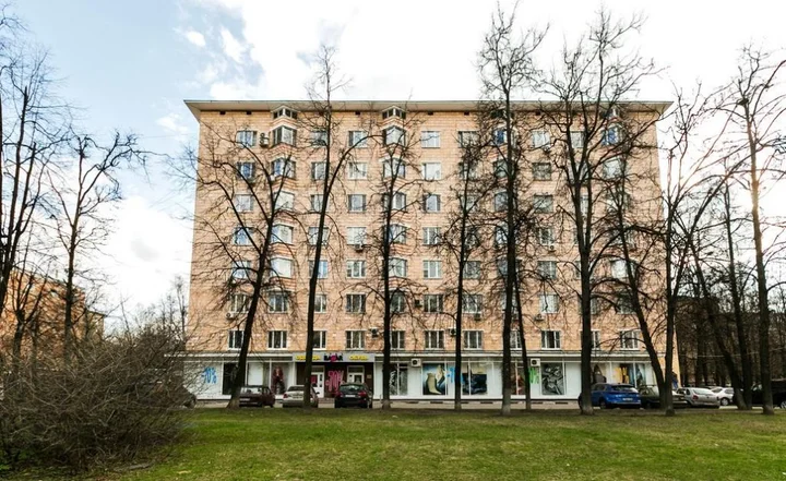 Москва: MaxRealty24 (МаксРеалти24) на Ломоносовском 19
