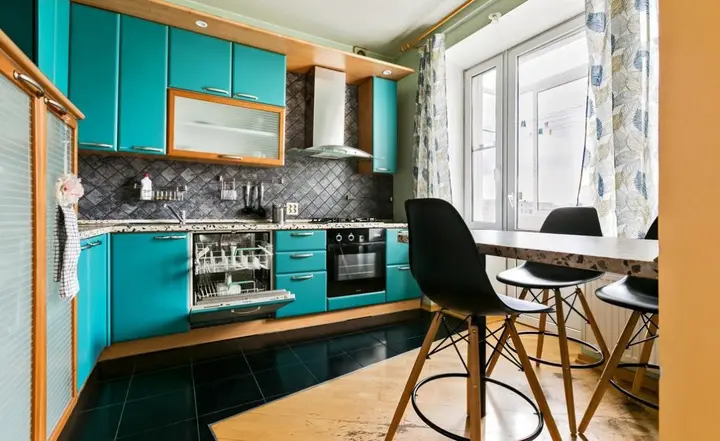 Москва: MaxRealty24 (МаксРеалти24) на Ломоносовском 19
