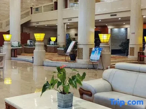 Юнгрен: Yongren Hotel