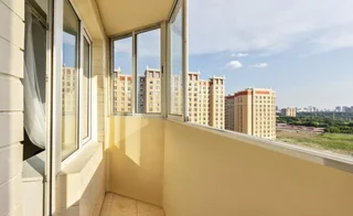 Москва: МаксРеалти24 на Мичуринском 13 корпус 3