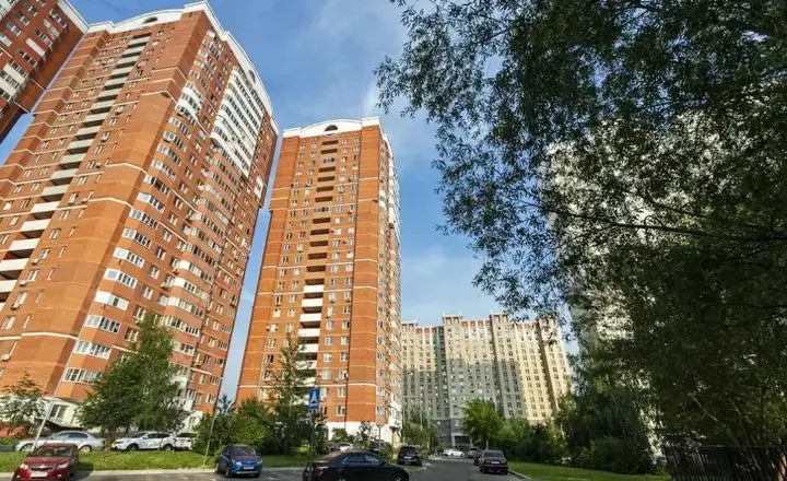 Москва: МаксРеалти24 на Мичуринском 13 корпус 3