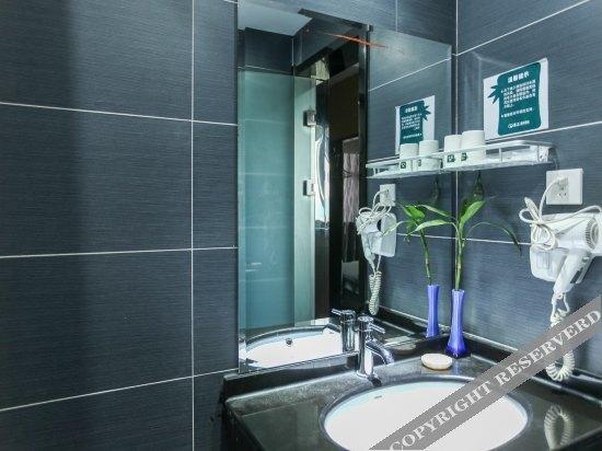 Тайчжоу: Qingmu Express Hotel Xinghua Dainan Stainless steel trading city