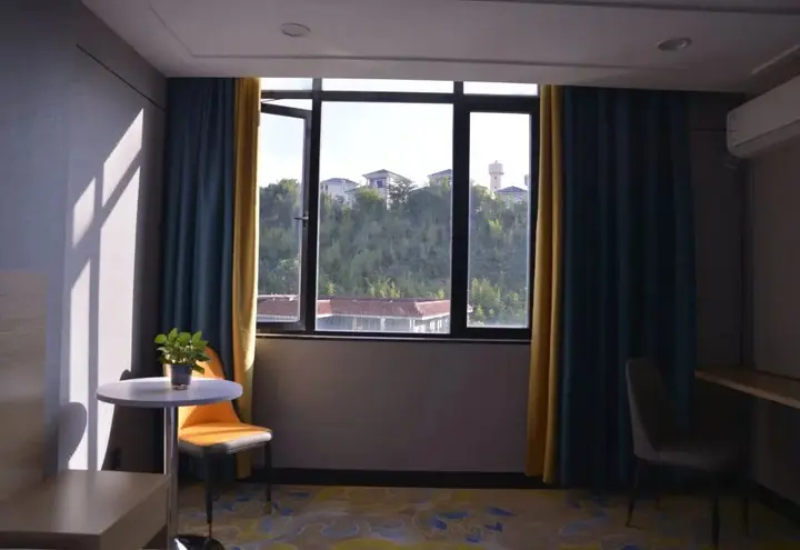 Чжаоцин: Fu Shi Hotel