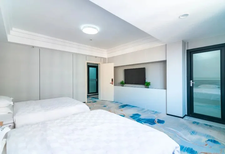 Чжаоцин: Fu Shi Hotel