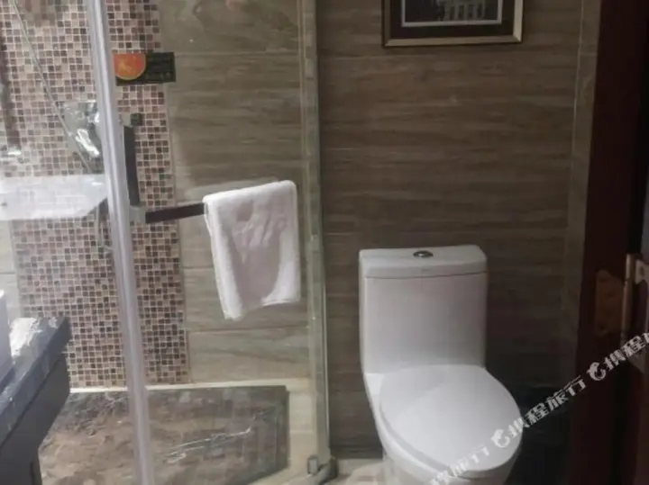 Чанша: Feinisic Hotel (Changsha Insurance Professional College)