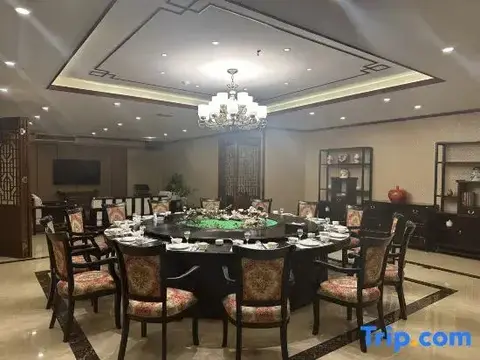 Таншань: Changsheng International Hotel