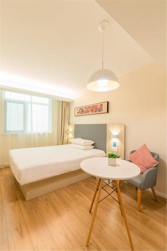 Чжэнчжоу: Thank Inn Hotel He'Nan Zhengzhou Dengfeng Songyang Scenic Area