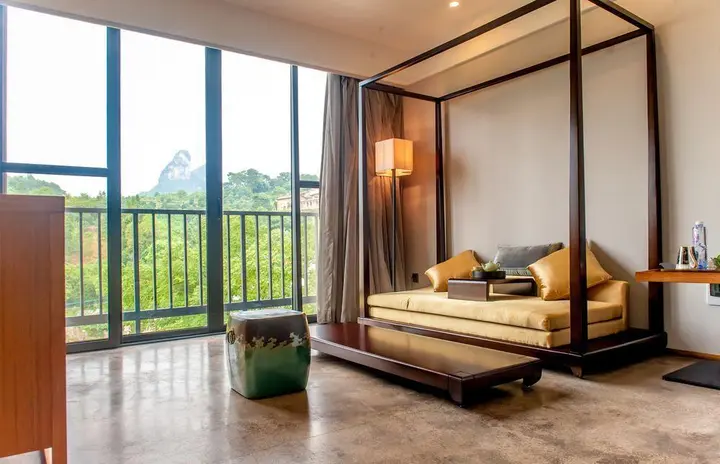 Яншо: Courtyard Hotel (Yangshuo Li River)