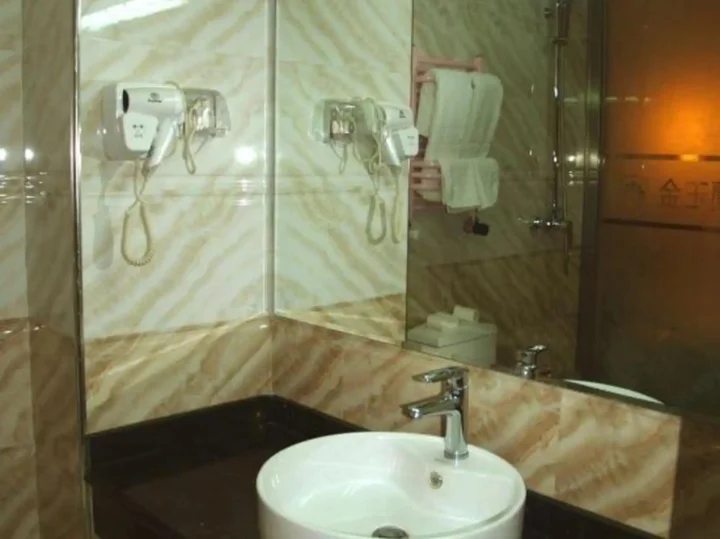 Хулун-Буир: Jinyulan Hotel