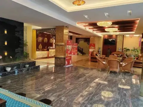 Цюйцзин: Luoping Golden Valley Taijia SPA Hotel