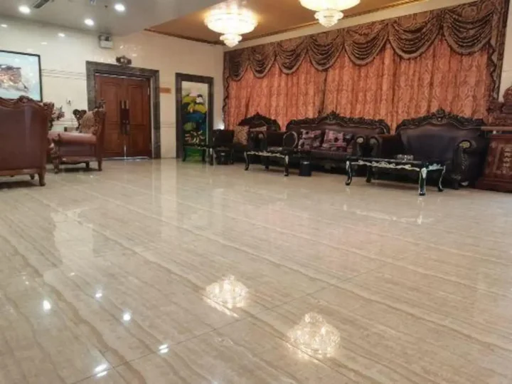 Цанчжоу: Hot Spring Holiday Hotel