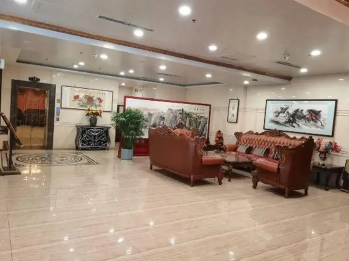 Цанчжоу: Hot Spring Holiday Hotel