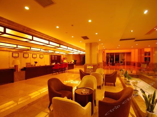 Шанграо: Wannian Shennong Maison New Century Hotel