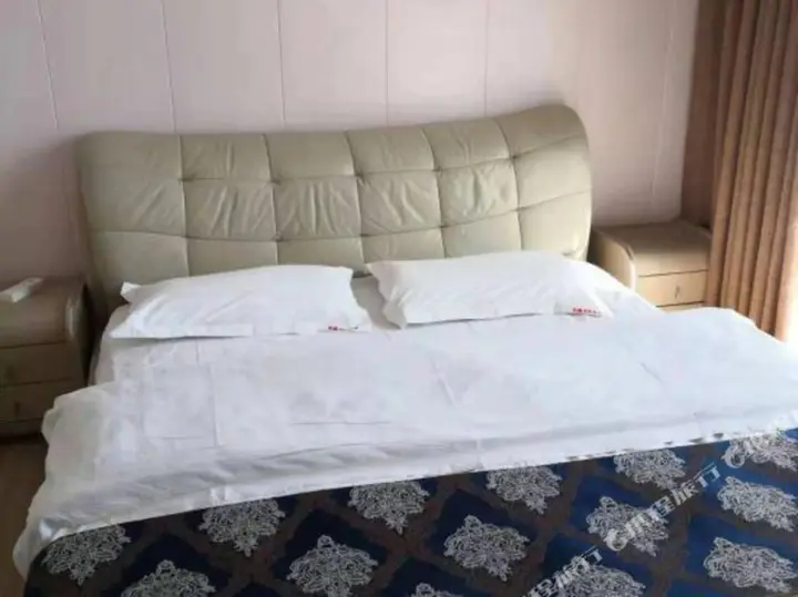 Хуанши: Changxin Business Hotel
