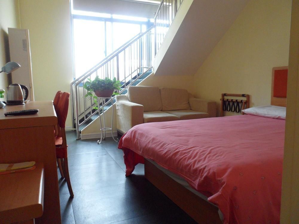 Циндао: Home Inn Plus (Qingdao Yinchuan West Road, Qingdao University)