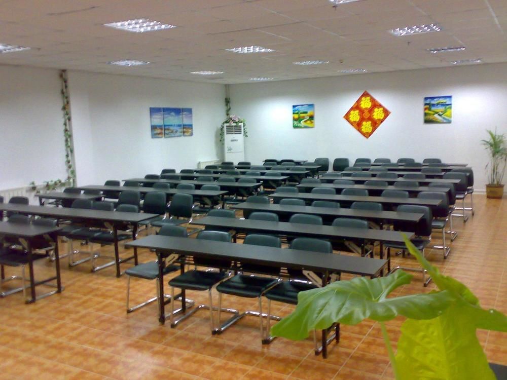Циндао: Home Inn Plus (Qingdao Yinchuan West Road, Qingdao University)