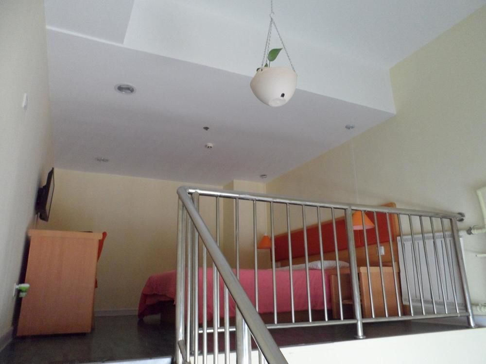 Циндао: Home Inn Plus (Qingdao Yinchuan West Road, Qingdao University)