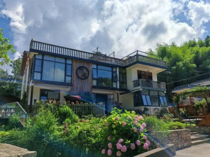 Чжанцзяцзе: Qishe Hostel