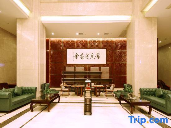 Эньши: Xuanyu International Hotel