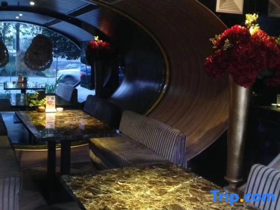Эньши: Xuanyu International Hotel