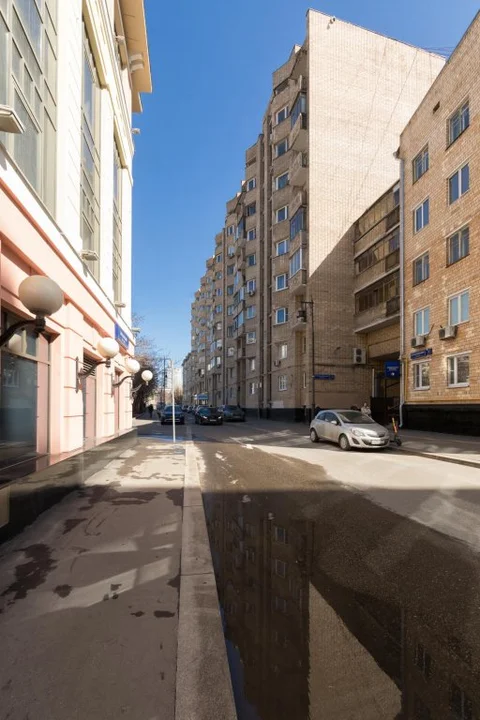 Москва: Старый Арбат Премиум на переулке Карманицкий 5