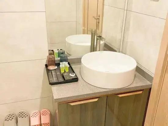 Шэньчжэнь: Bonus Hotel