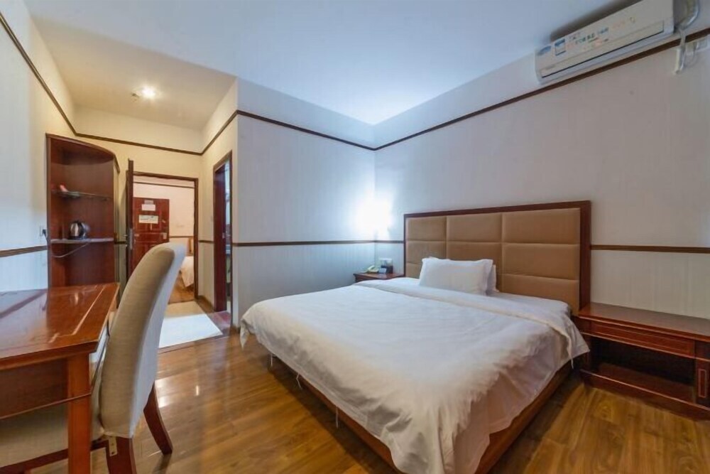 Хойчжоу: Huizhou Jindong Business Hotel