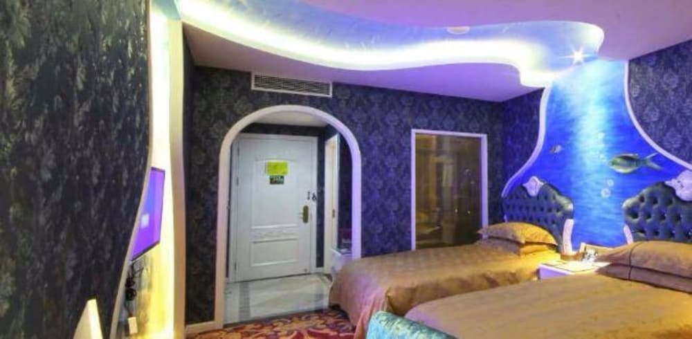 Дунъян: Baiyun Romance Hotel Dongyang