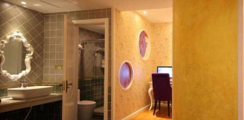 Дунъян: Baiyun Romance Hotel Dongyang