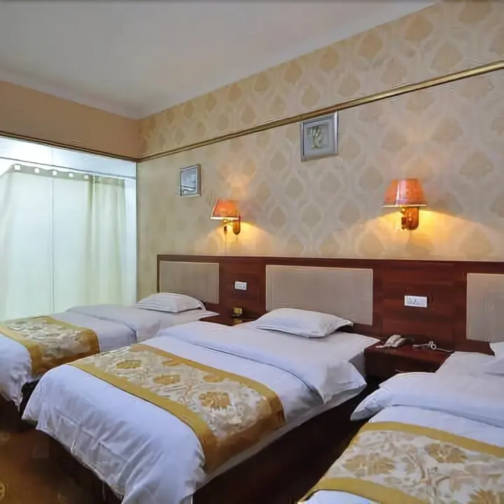 Куньмин: Kunming Hua Tian Hotel