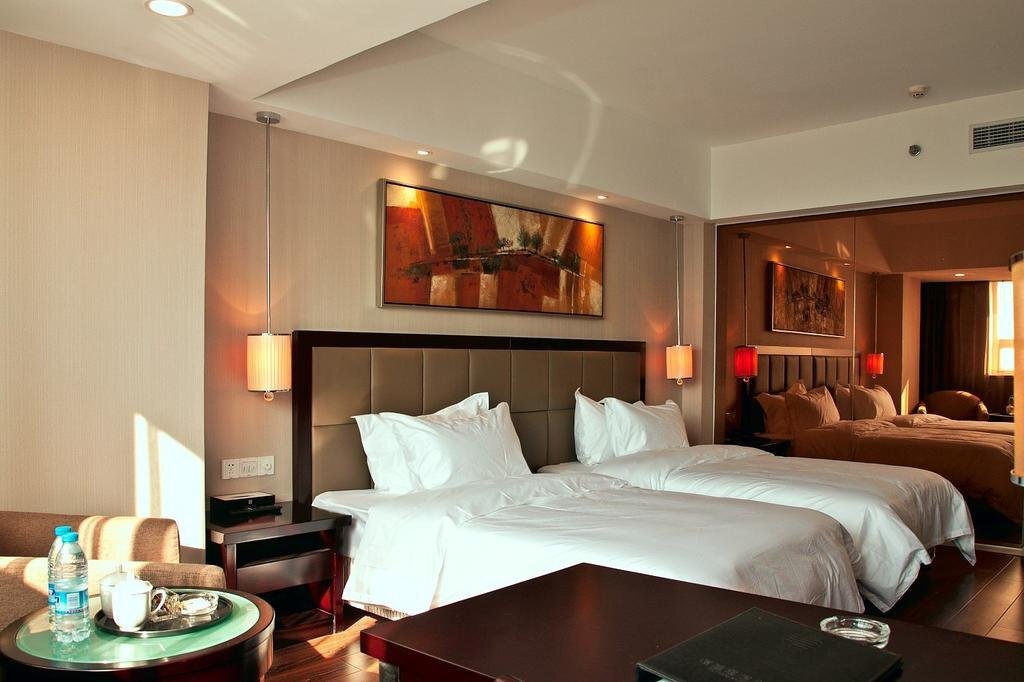 Фучжоу: Enjoy Hotel