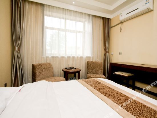 Вэйнань: Lily Business Hotel Huashan