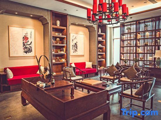 Яньчэн: Book Impression Hotel