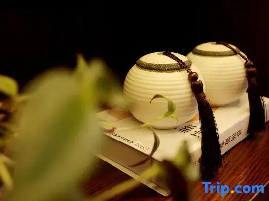 Яньчэн: Book Impression Hotel