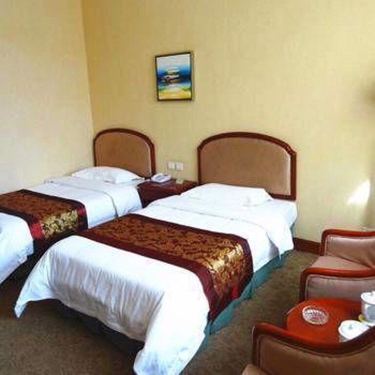 Фусинь: Xing Guang Hotel