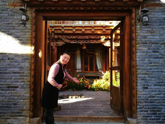 Шангри-Ла: Meri Garden Inn