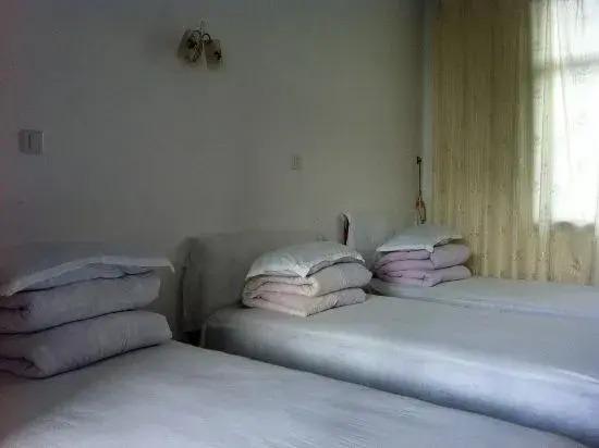 Хуаншань: Yishan Bangshui Quanyuguan Farmhouse