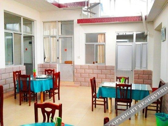 Жичжао: Rizhao Yiyu Fengshang Home Inn